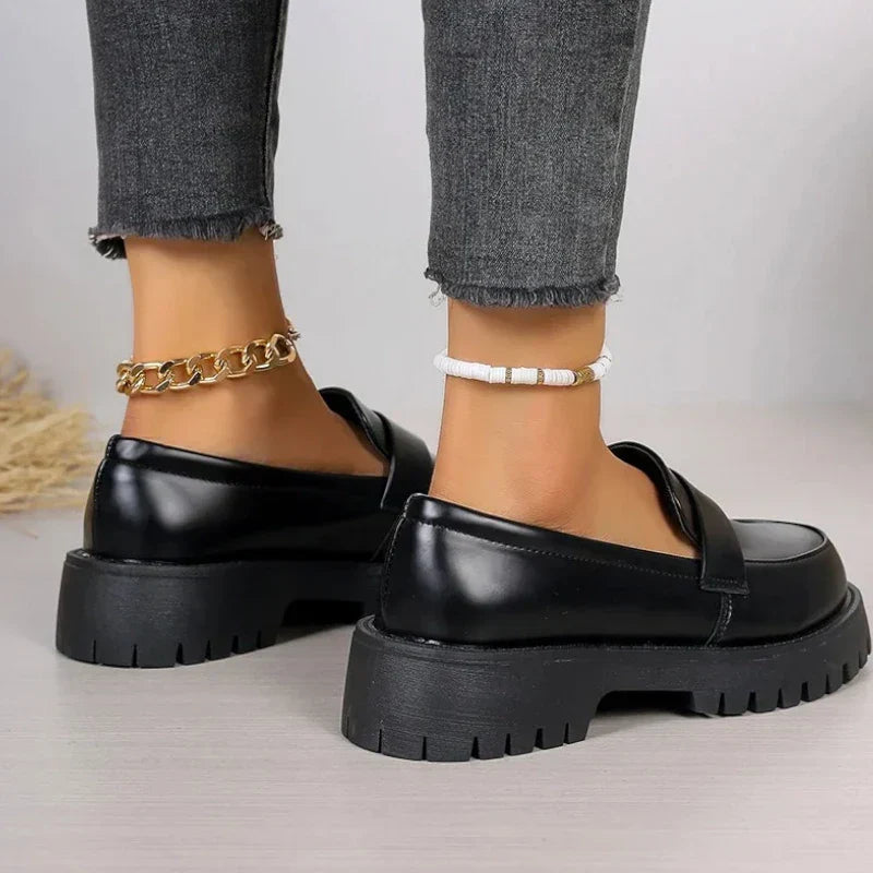 Orthopädischer Mokassin für Damen mit Satinkeilen