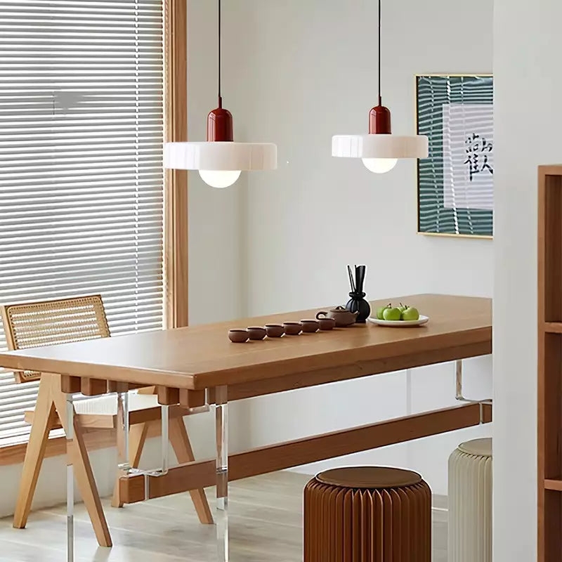 Sandsberg Pendelleuchte aus farbigem Glas | Elegante Hängeleuchte im Bauhaus-Stil | Designlampe für Wohnzimmer & Esszimmer