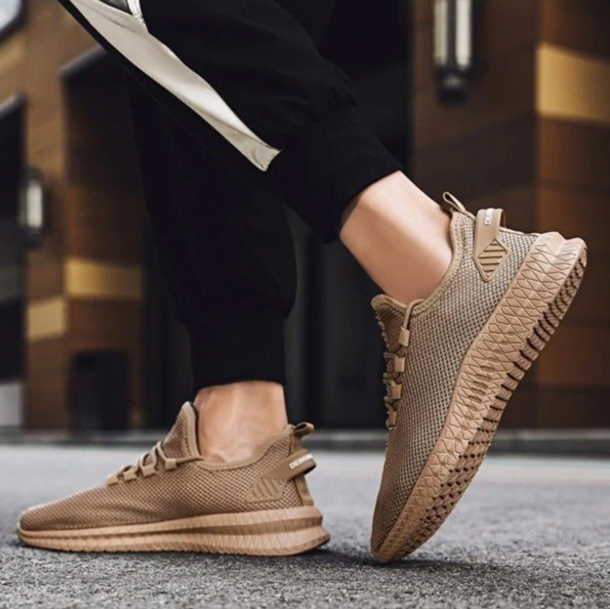 Orthopädische Herrenschuhe, belüftet und bequem – ARON