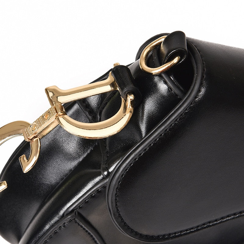 Sandsberg - luxuriöse Damen Umhängetasche - exklusive PU - Leder Satteltasche