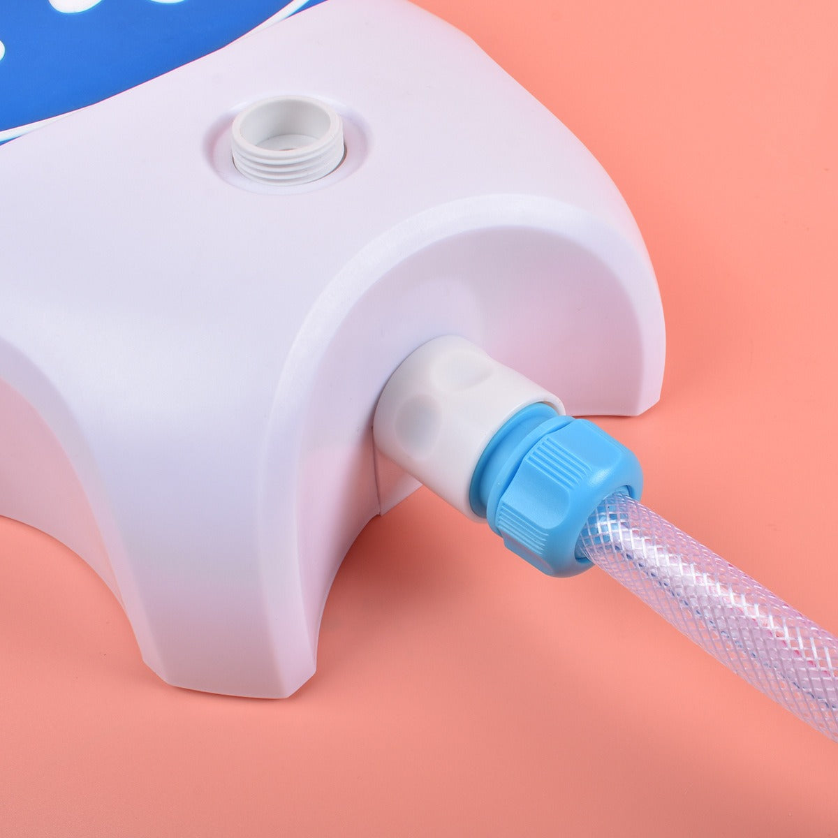 Sandsberg | Automatischer Wasserspender für Haustiere mit Fußdruck im Freien