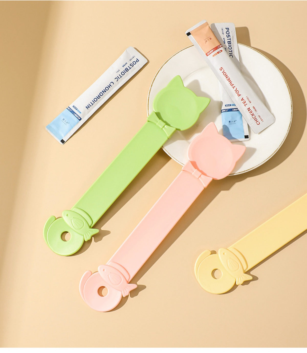 Sandsberg | Katzenfutterautomat mit langem Stiel