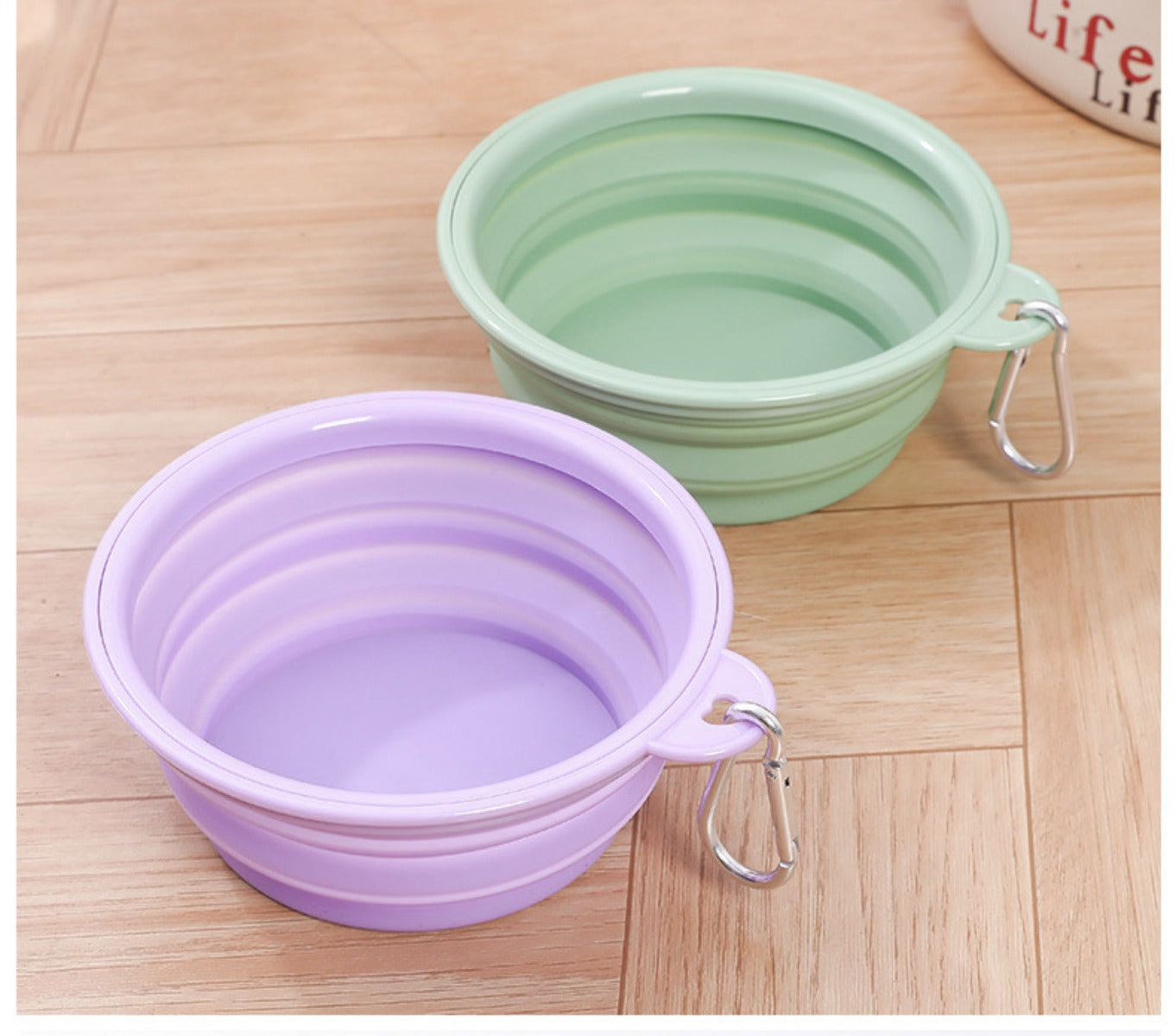 Sandsberg | Faltbarer Silikon-Trinknapf für Haustiere im Freien