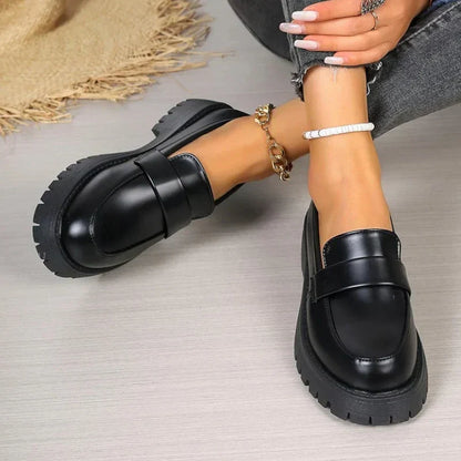 Orthopädischer Mokassin für Damen mit Satinkeilen