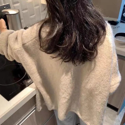 Warme dicke Strickjacke