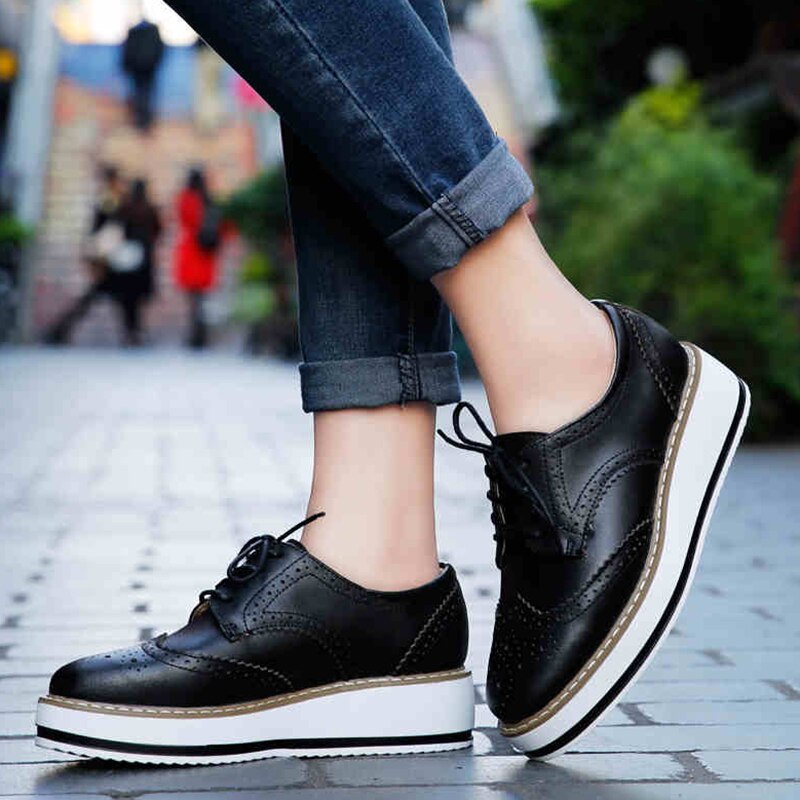 Stylische Oxford-Plattform-Schuhe für optimalen Tragekomfort und Unterstützung