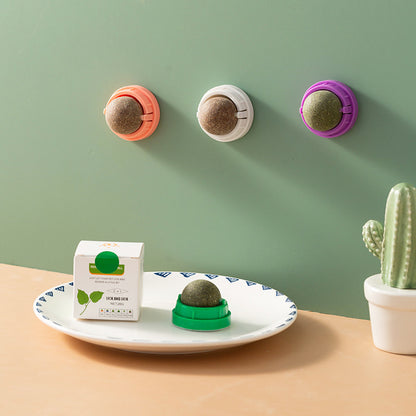 Sandsberg | Zähneknirschende, bissfeste Katzenminzebällchen